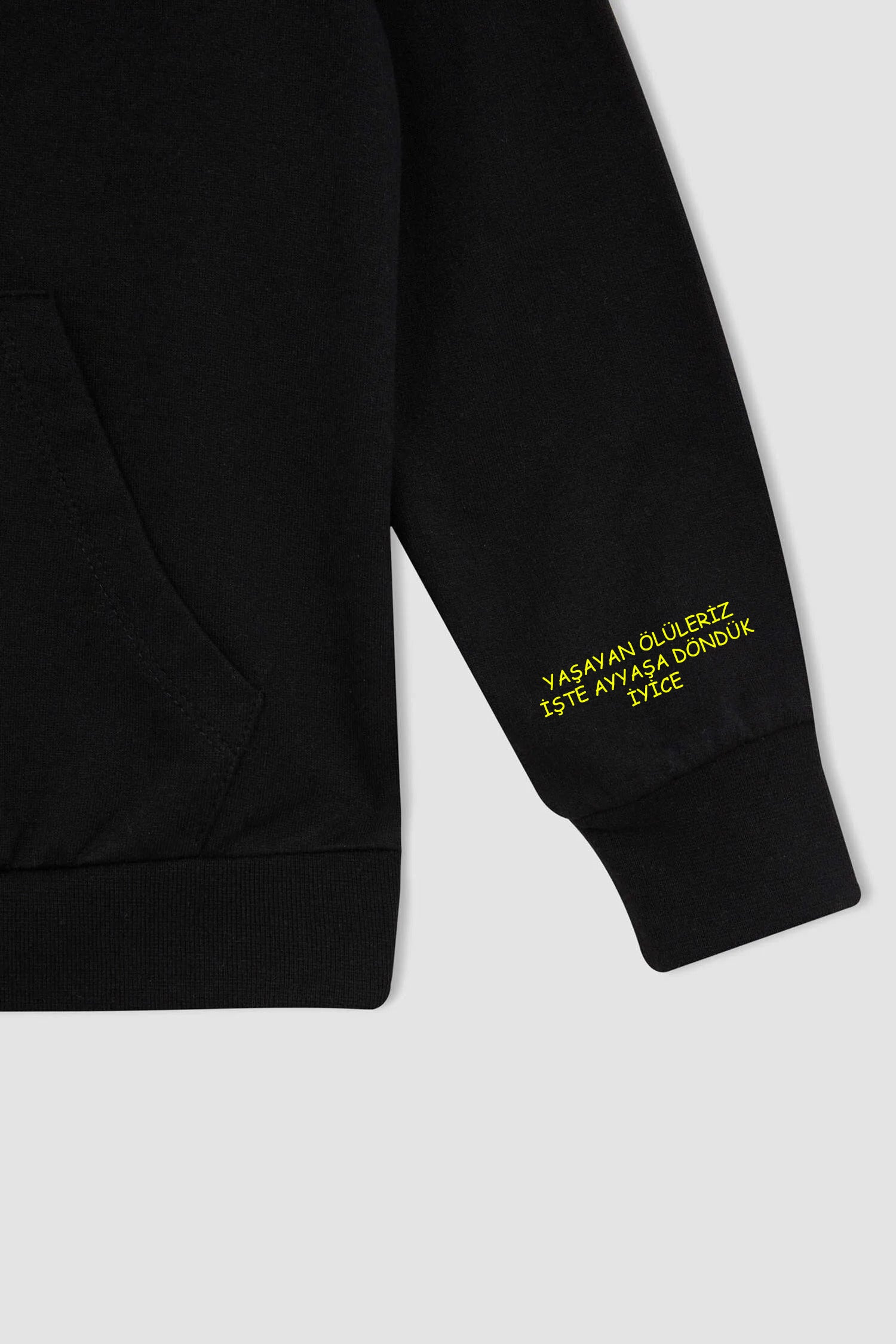 Şehinşa Hoodie – Kol Yazılı Oversize Siyah