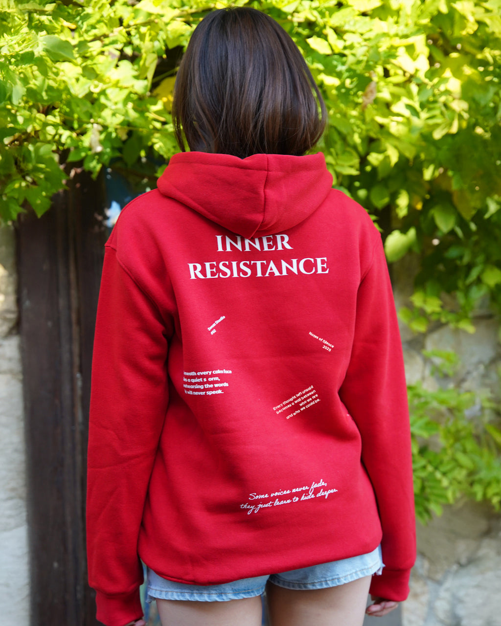 Notes of Silence 2025 – Minimal Kapüşonlu Sweatshirt (Unisex · 3 İplik Şardonlu)