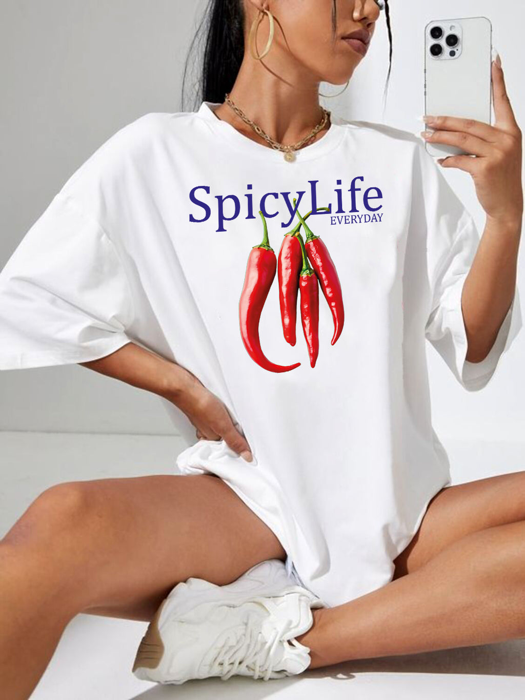 Spicy Life Kırmızı Biber Baskılı Kadın Oversize Beyaz Tshirt