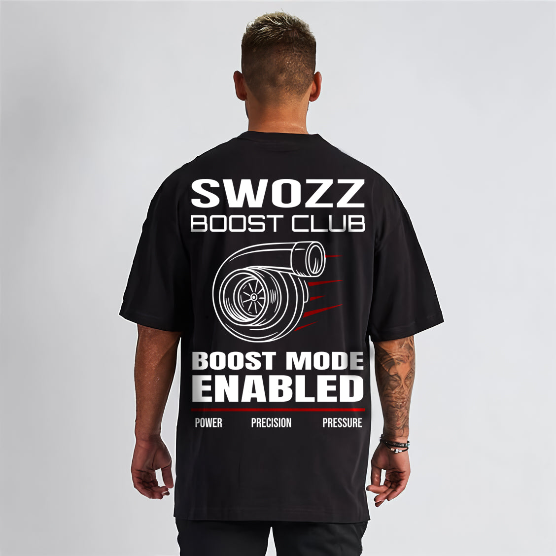 Boost Club Turbo Tasarımı - Siyah Regular Fit Erkek Tişört  | SWOZZ SPEED & SPIRIT KOLEKSİYONU