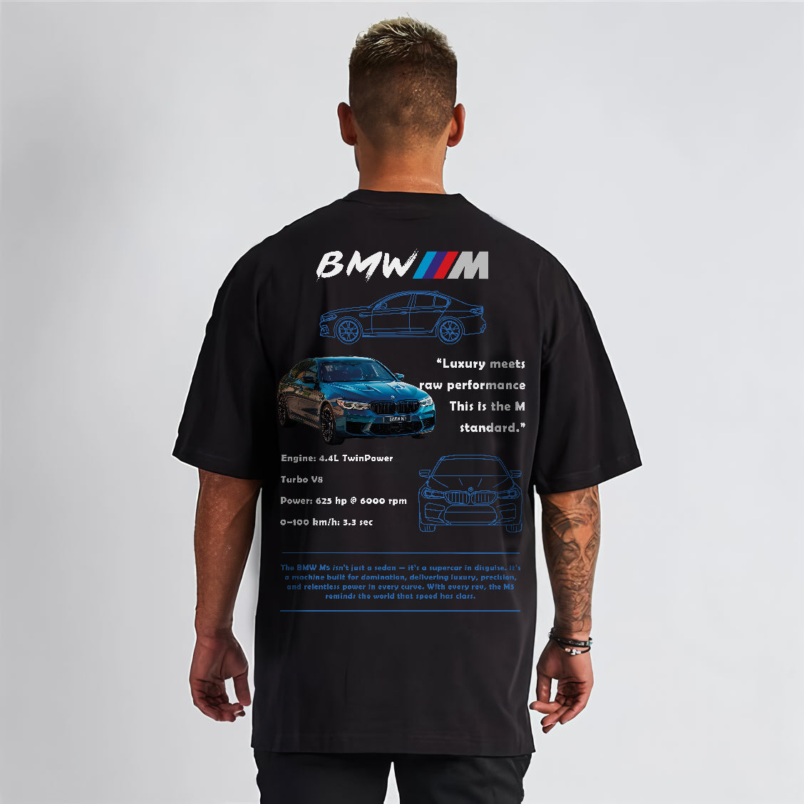 BMW M5 Teknik Çizim ve Performans Bilgili Regular Unisex Tişört – Siyah Araba Temalı Tasarım