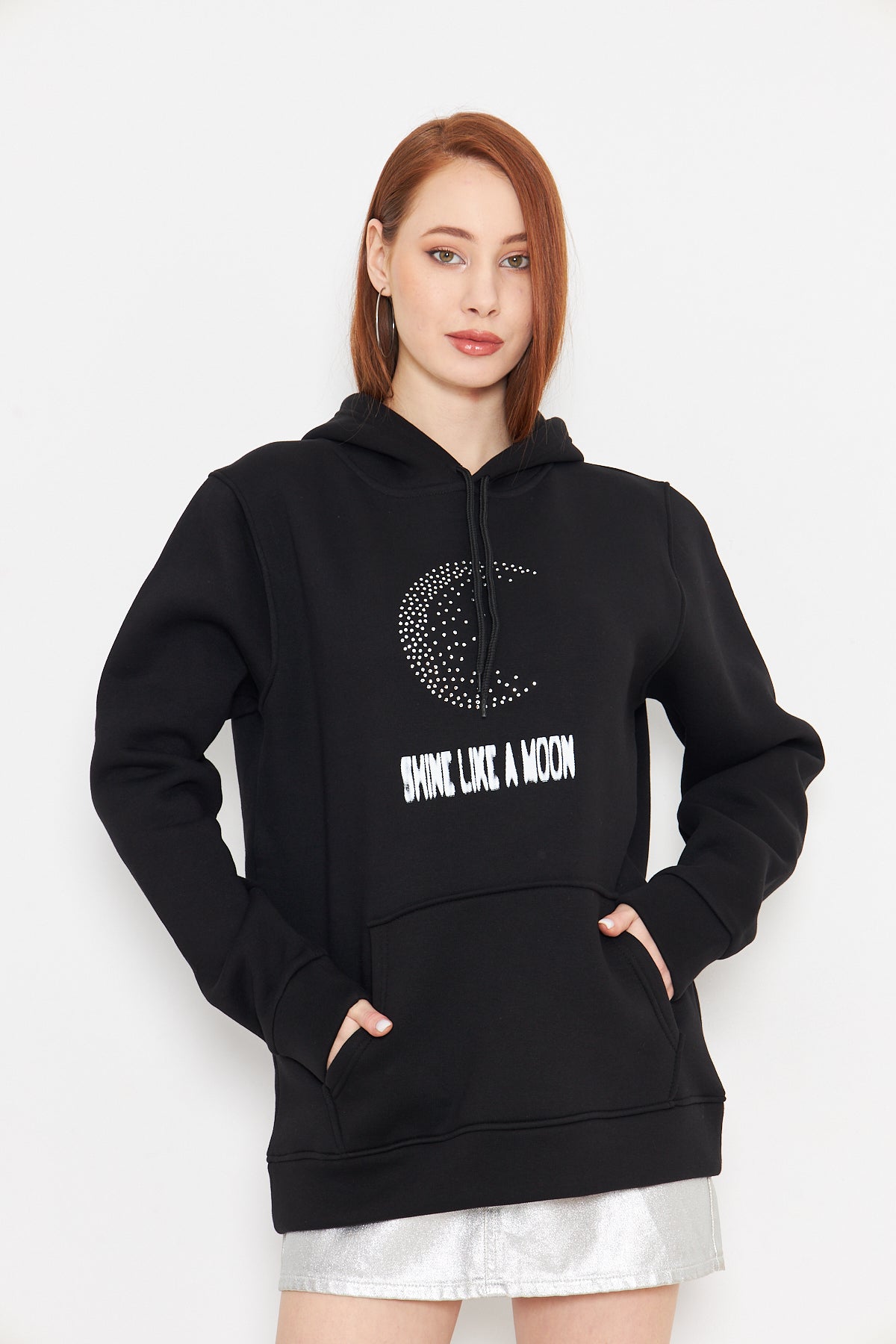 Taş Baskılı Ay Gibi Parla Yazılı Kadın Oversize Siyah Sweatshirt
