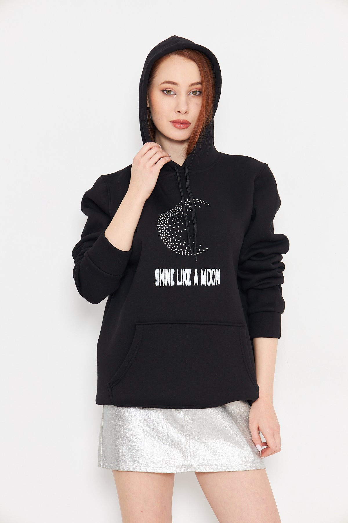 Taş Baskılı Ay Gibi Parla Yazılı Kadın Oversize Siyah Sweatshirt