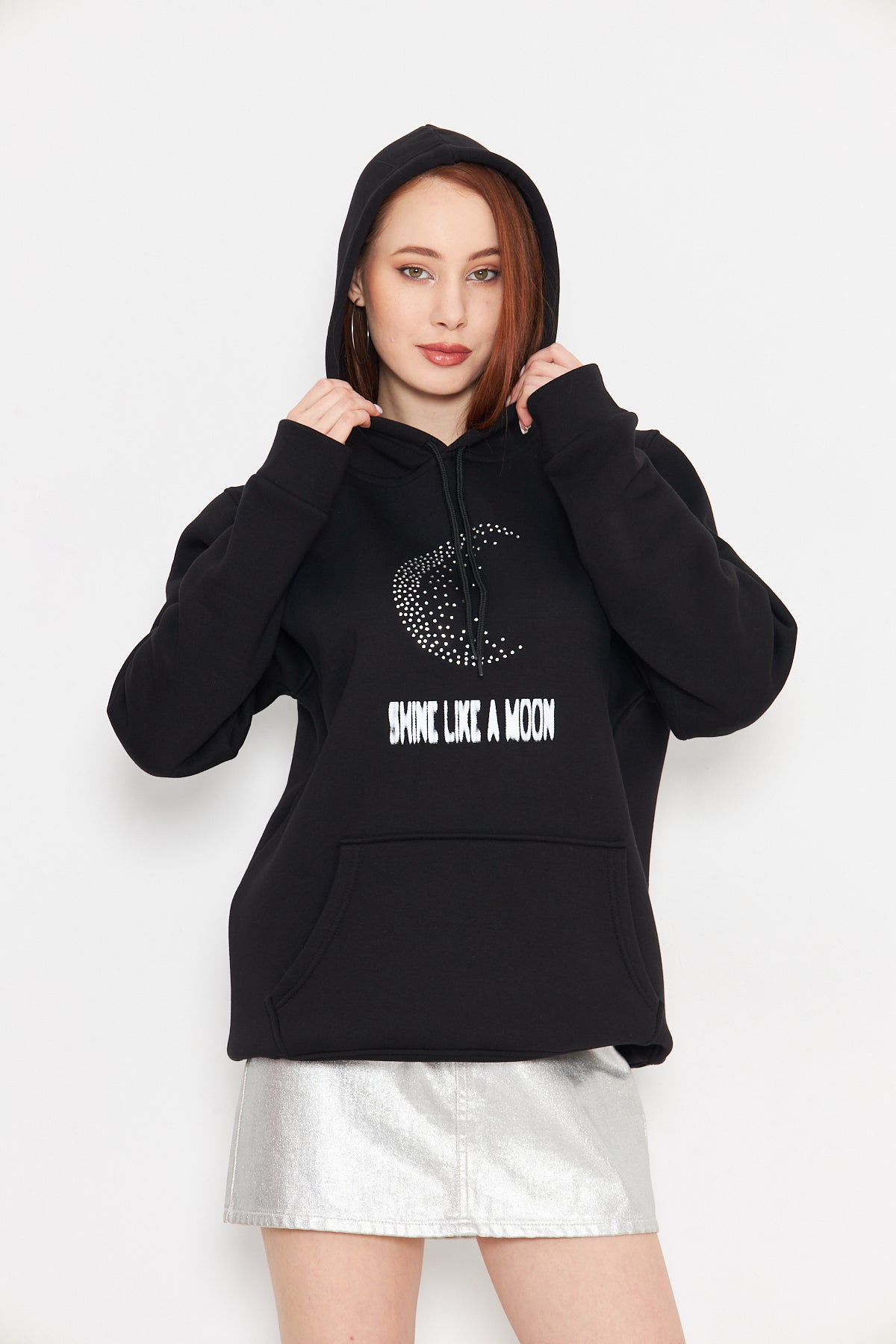 Taş Baskılı Ay Gibi Parla Yazılı Kadın Oversize Siyah Sweatshirt