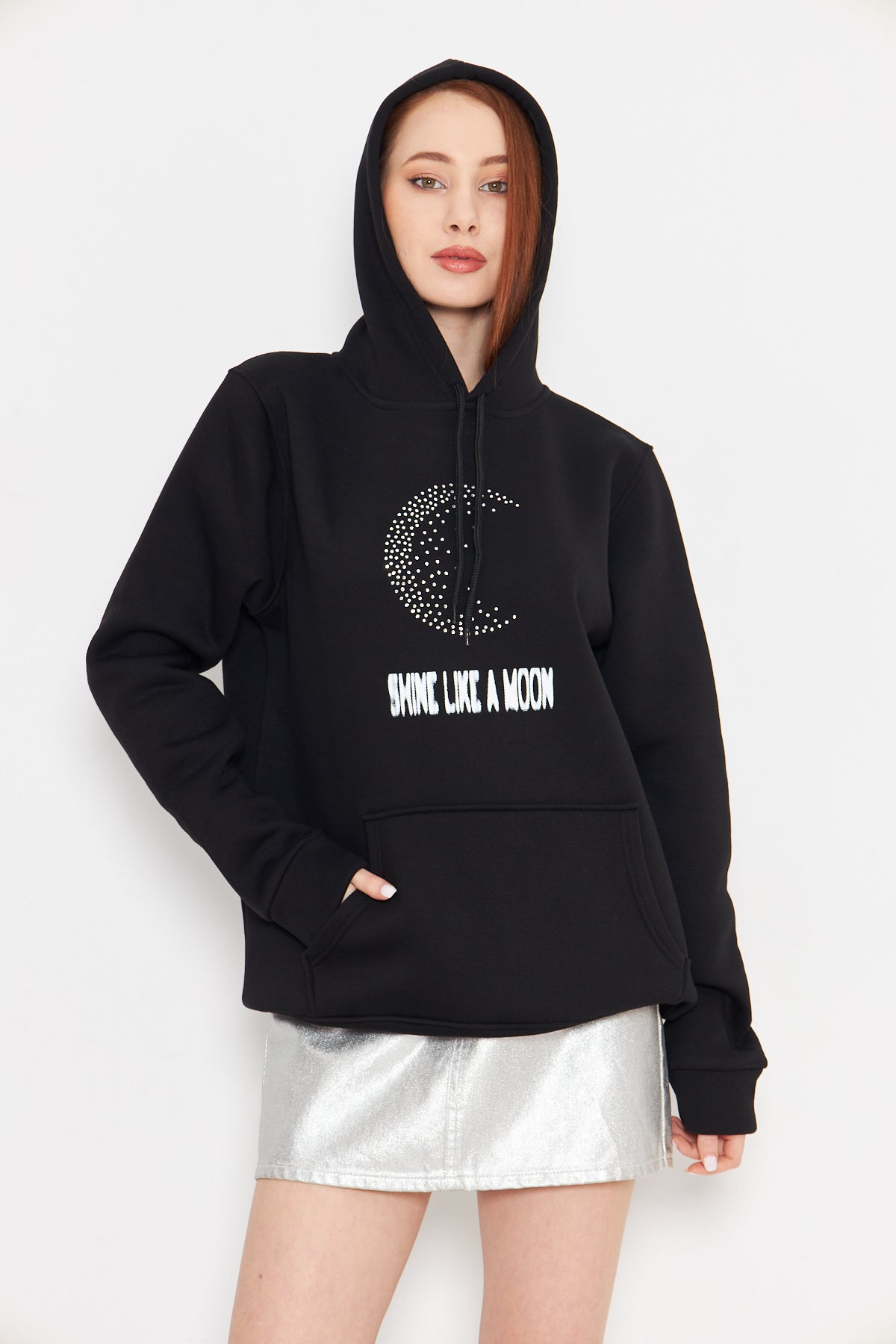 Taş Baskılı Ay Gibi Parla Yazılı Kadın Oversize Siyah Sweatshirt