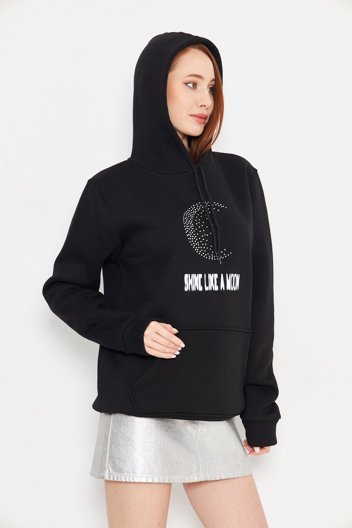 Taş Baskılı Ay Gibi Parla Yazılı Kadın Oversize Siyah Sweatshirt